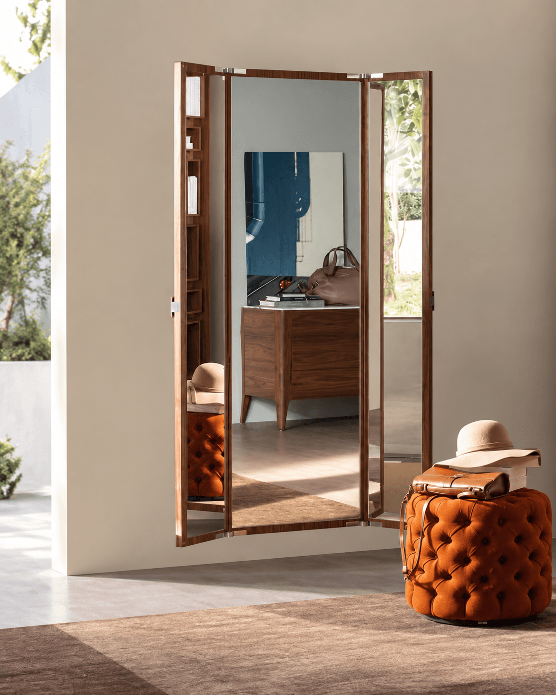 PLIEGUE LIGNE three-panel wooden mirror by rasāHAUS styled in a contemporary interior.
